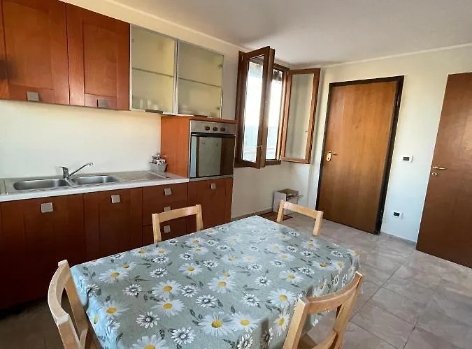 Attico Amaranto Галліполі